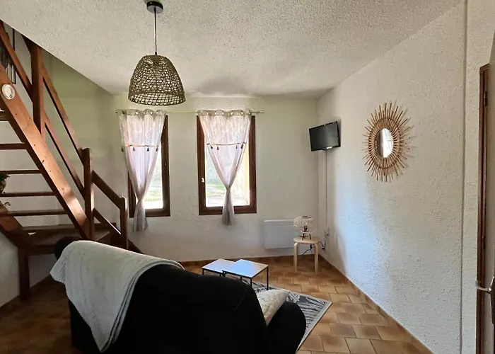 Six Duplex A La Montagne Pompiery