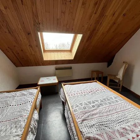 Appartement Six Duplex A La Montagne Pompiery