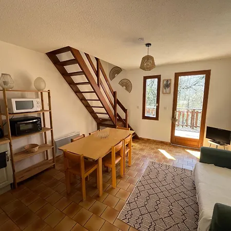 Apartment Six Duplex A La Montagne Pompiery Seyne