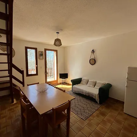 Appartement Six Duplex A La Montagne Pompiery Seyne