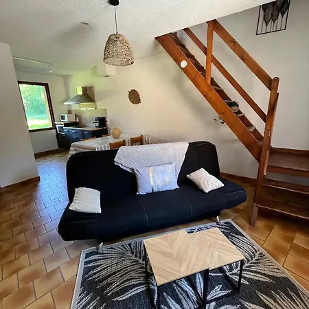 Appartement Six Duplex à La Montagne Pompiery *