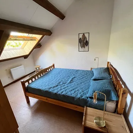 Appartement Six Duplex à La Montagne Pompiery Seyne