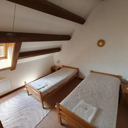 Six Duplex à La Montagne Pompiery Appartement