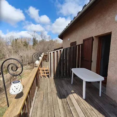 Apartment Six Duplex A La Montagne Pompiery