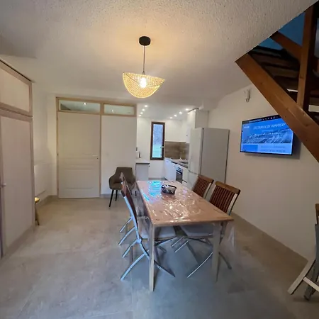 Six Duplex à La Montagne Pompiery