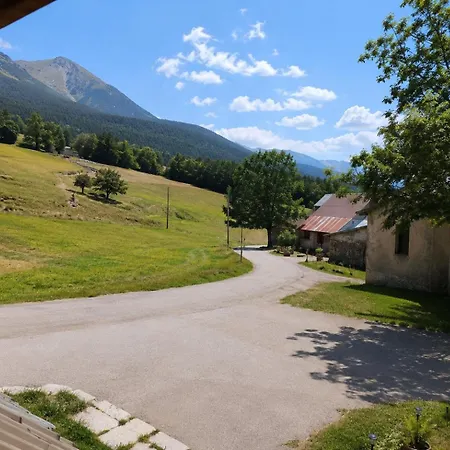 Six Duplex A La Montagne Pompiery Apartman Seyne